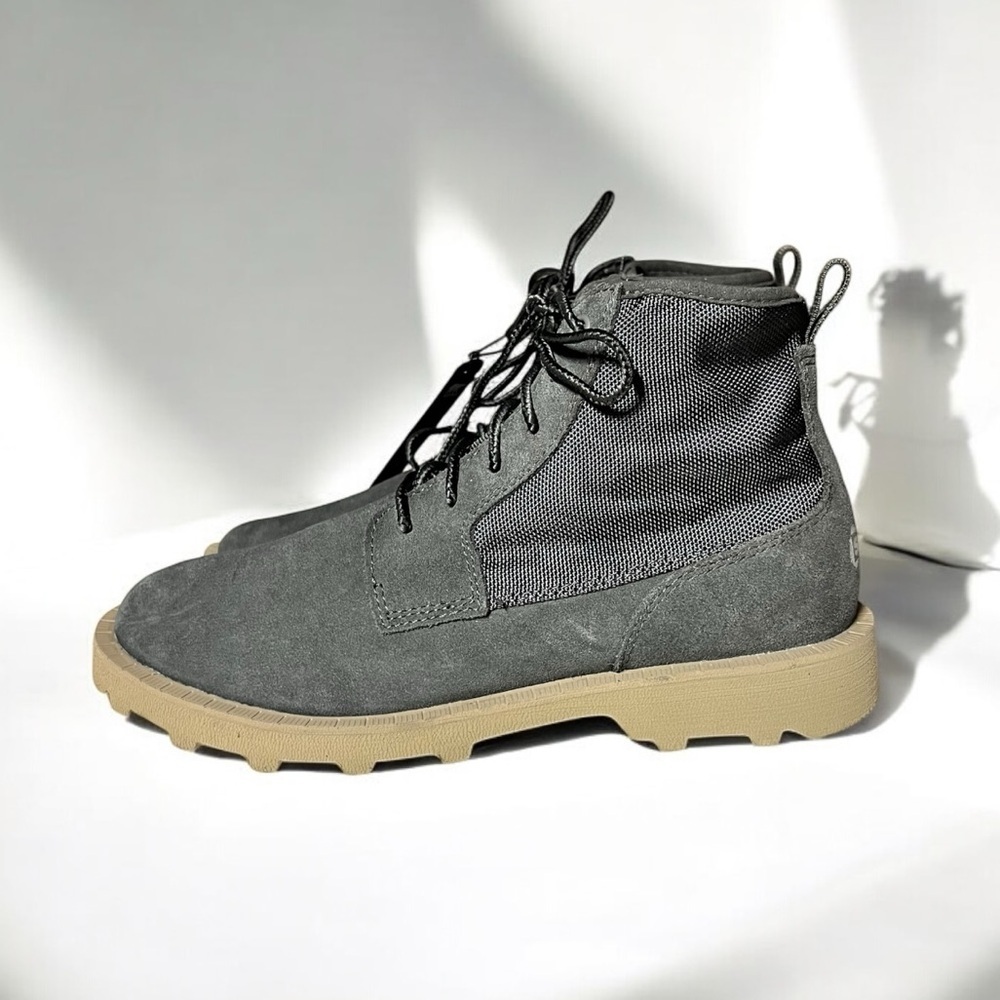 🌻NEW w.tags SOREL Caribou Gray OTM Waterproof Boots Men's Size 8